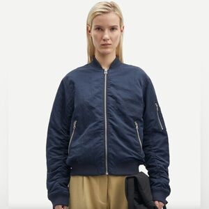 SAMSOE SAMSOE Mae Puffer Navy Bomber Jacket‎ Size Medium